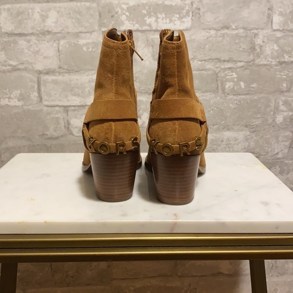 Nib Michael Kors Goldie Bootie - Picture 2 of 5